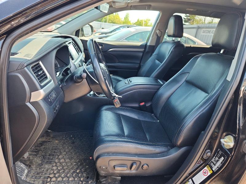 Продажа на аукционе авто 2019 Toyota Highlander, vin: 5TDDZRFH9KS990039, номер лота: 62846406