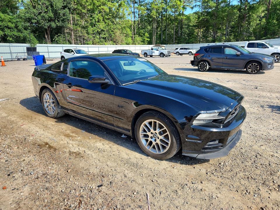 2014 Ford Mustang მანქანა იყიდება აუქციონზე, vin: 1ZVBP8AM7E5214172, აუქციონის ნომერი: 63996906