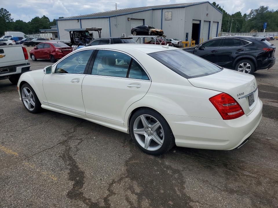 2010 Mercedes-benz S მანქანა იყიდება აუქციონზე, vin: WDDNG7BB2AA328711, აუქციონის ნომერი: 63370846