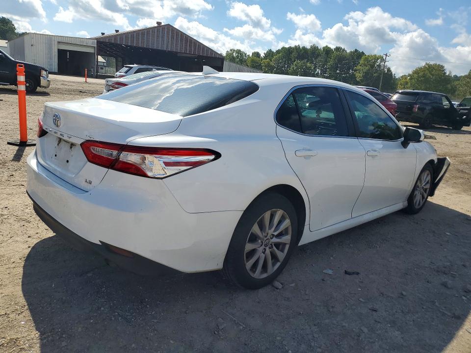 Продаж на аукціоні авто 2019 Toyota Camry, vin: 4T1B11HK9KU789824, номер лоту: 64322186