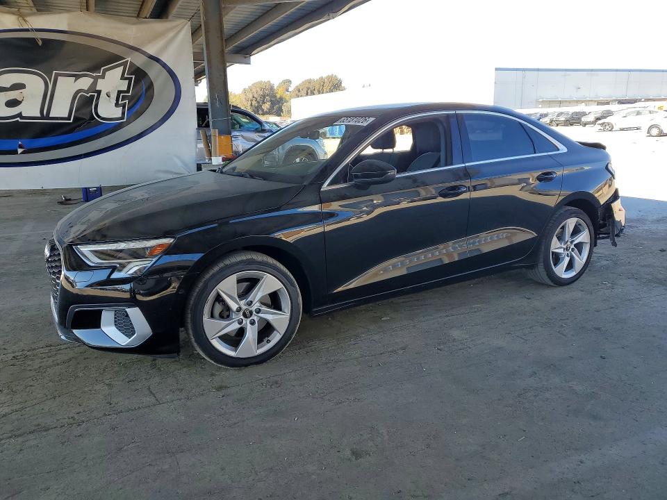 2023 Audi A3 მანქანა იყიდება აუქციონზე, vin: WAUAUDGYXPA075561, აუქციონის ნომერი: 65181026