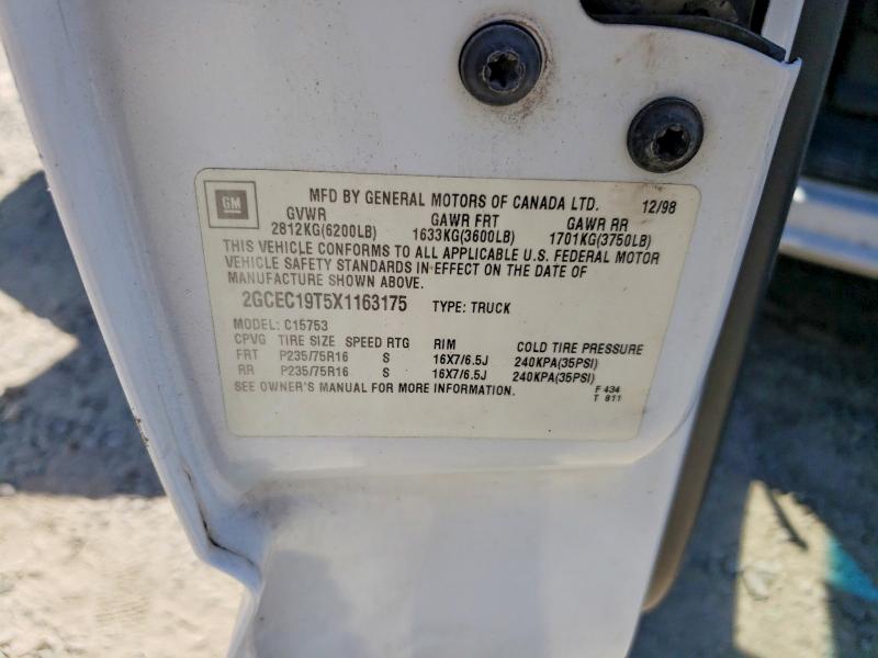 1999 Chevrolet Silverado მანქანა იყიდება აუქციონზე, vin: 2GCEC19T5X1163175, აუქციონის ნომერი: 64027406