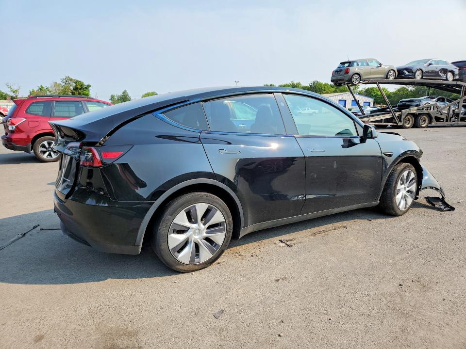 64727366 :رقم المزاد ، 7SAYGDEE6PA144321 vin ، 2023 Tesla Model Y مزاد بيع
