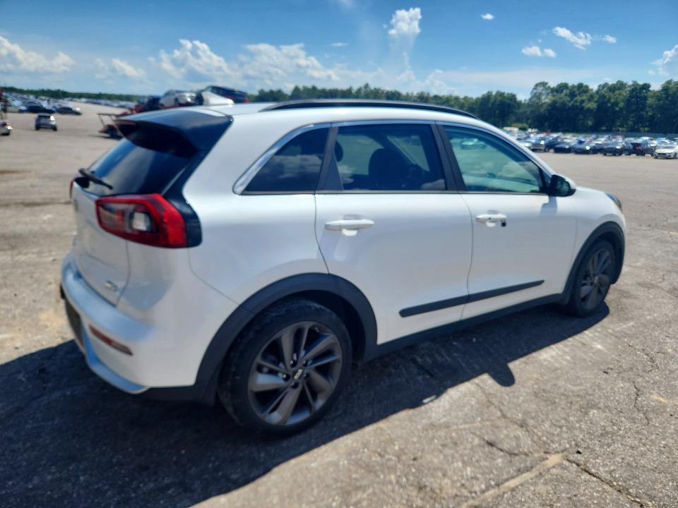 Продажа на аукционе авто 2017 Kia Niro, vin: KNDCC3LC8H5065513, номер лота: 64768236