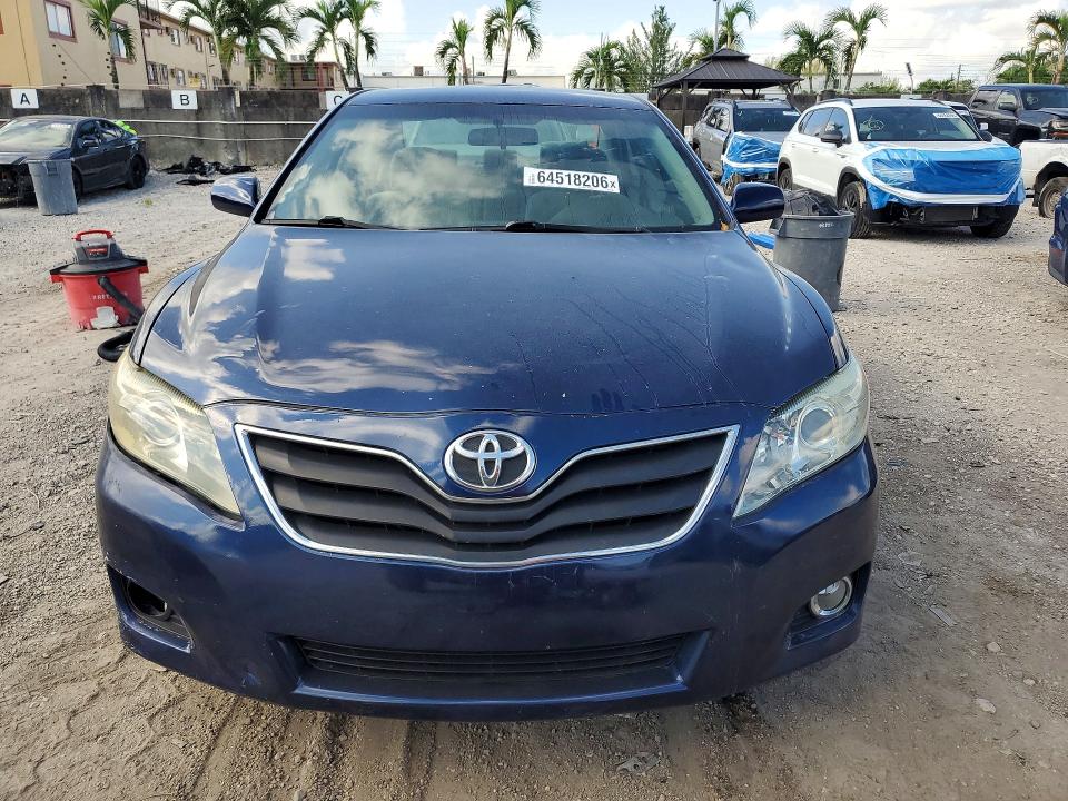 2010 Toyota Camry მანქანა იყიდება აუქციონზე, vin: 4T4BF3EK7AR005078, აუქციონის ნომერი: 64518206