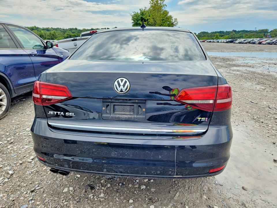 Продажа на аукционе авто 2017 Volkswagen Jetta, vin: 3VWL17AJ9HM363977, номер лота: 65828676