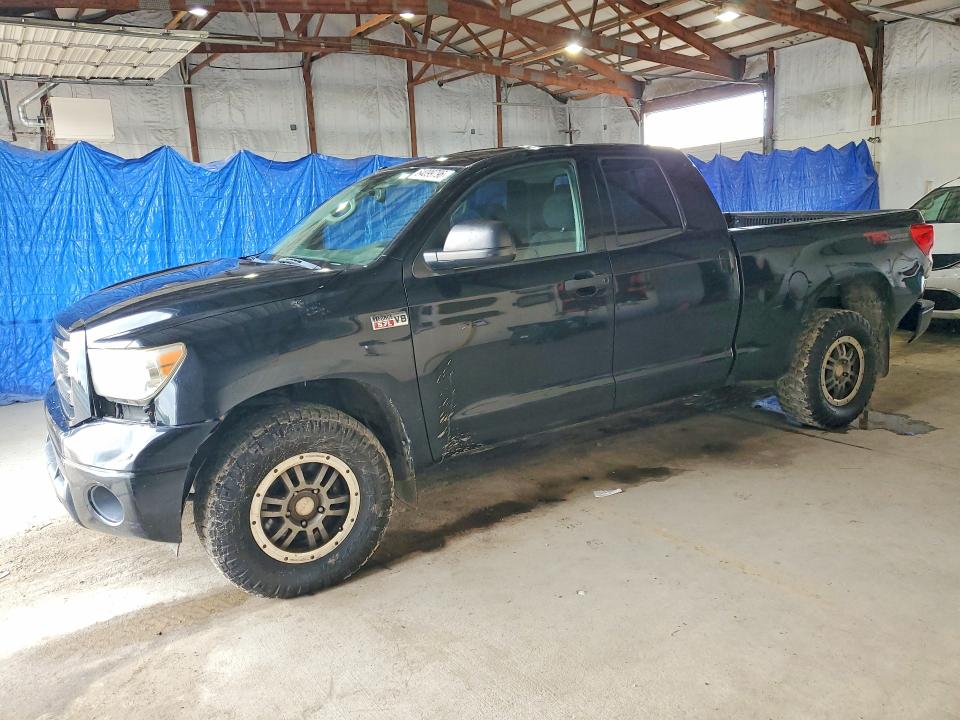 64099796 :رقم المزاد ، 5TFUY5F15DX288750 vin ، 2013 Toyota Tundra مزاد بيع
