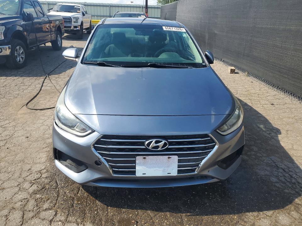 2019 Hyundai Accent მანქანა იყიდება აუქციონზე, vin: 3KPC24A39KE054995, აუქციონის ნომერი: 65671326