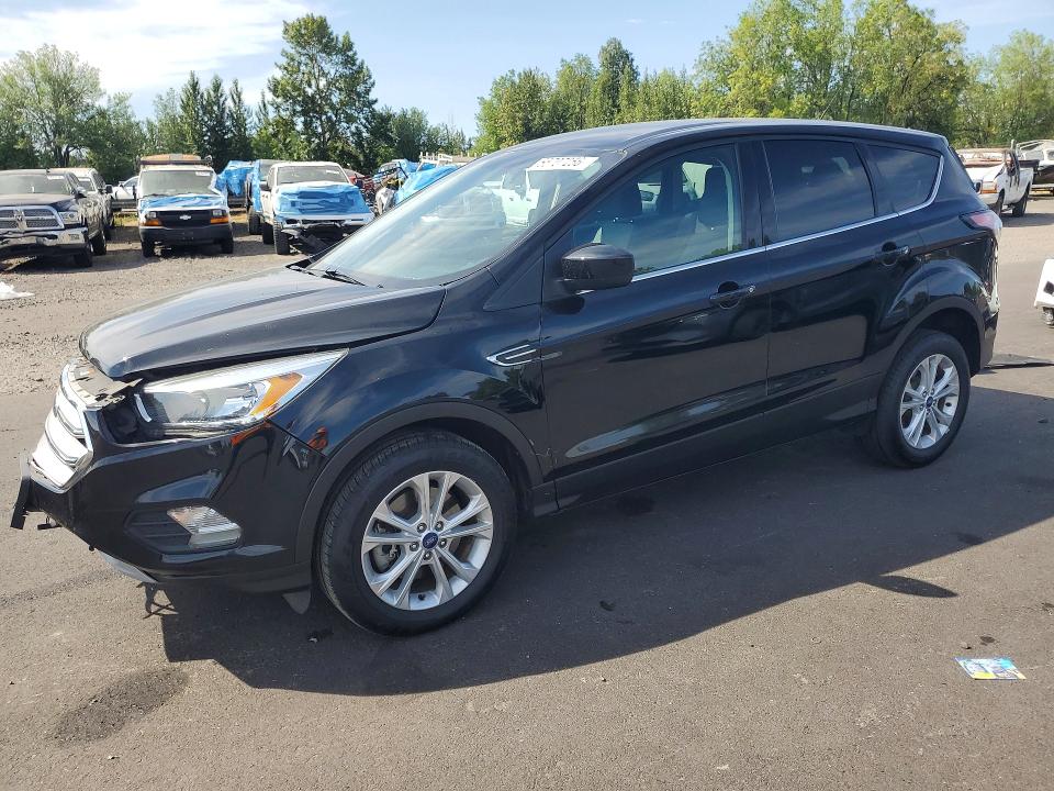 2017 Ford Escape მანქანა იყიდება აუქციონზე, vin: 1FMCU9GD8HUC77817, აუქციონის ნომერი: 65707256