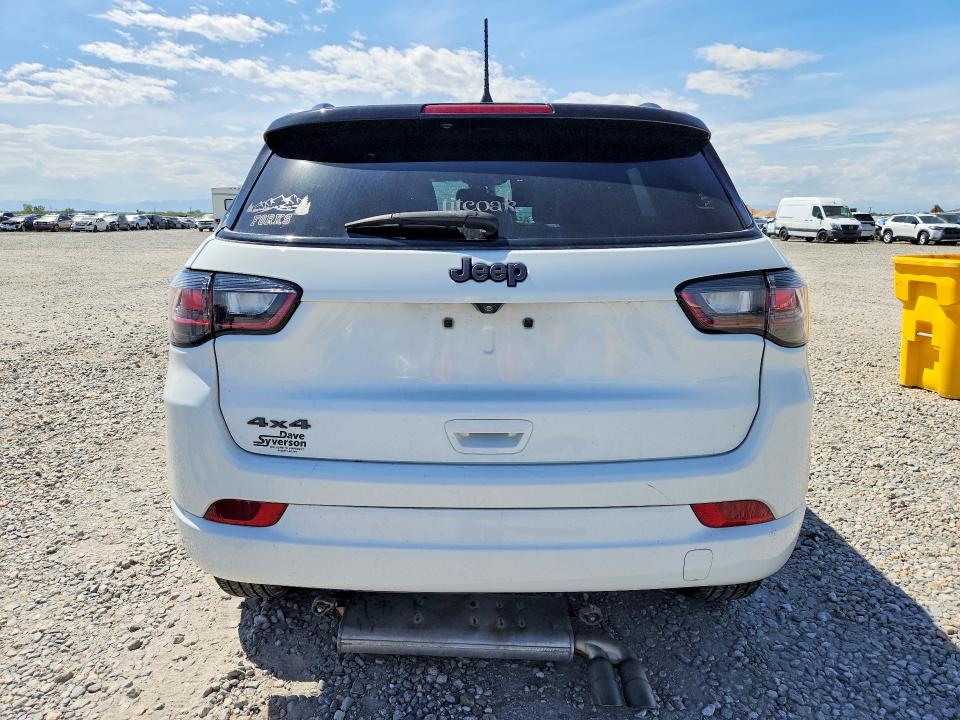 64962276 :رقم المزاد ، 3C4NJDCB6NT231261 vin ، 2022 Jeep Compass مزاد بيع