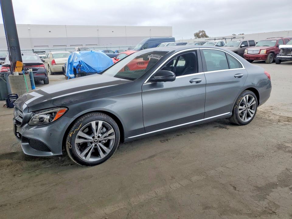 2018 Mercedes-benz C მანქანა იყიდება აუქციონზე, vin: WDDWF4JB9JR409987, აუქციონის ნომერი: 63444026