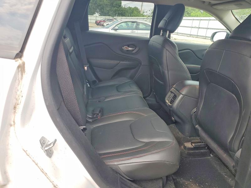 64306196 :رقم المزاد ، 1C4PJMBS8FW685985 vin ، 2015 Jeep Cherokee مزاد بيع