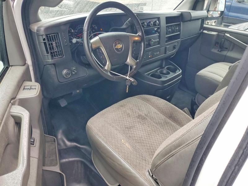 64439576 :رقم المزاد ، 1GCWGAFF5G1220049 vin ، 2016 Chevrolet Express G2500 مزاد بيع