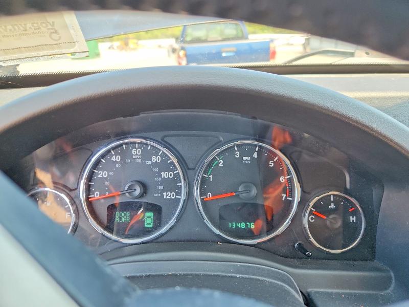 64380296 :رقم المزاد ، 1C4PJMCK5CW157654 vin ، 2012 Jeep Liberty مزاد بيع