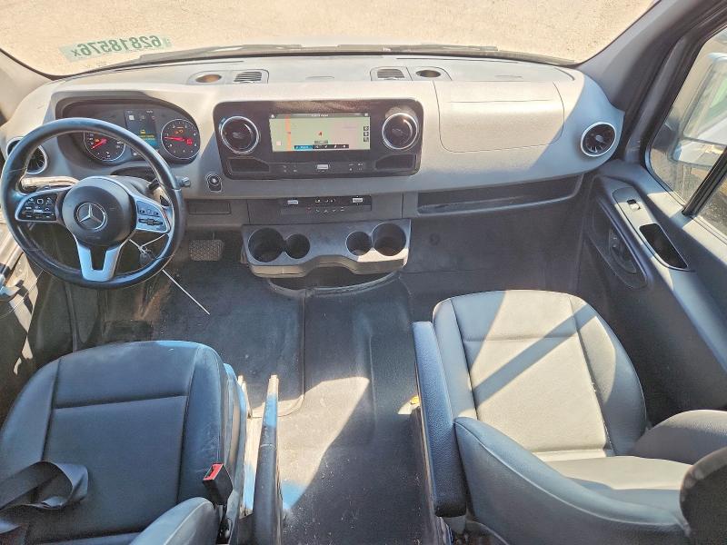 62818576 :رقم المزاد ، W1W4DBHY5MT047593 vin ، 2021 Mercedes-benz Sprinter مزاد بيع