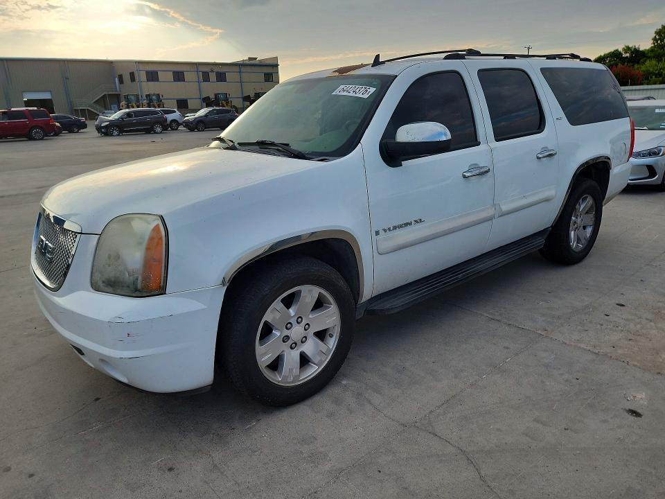 Продажа на аукционе авто 2007 Gmc Yukon Xl, vin: 1GKFC16077J187096, номер лота: 64424376