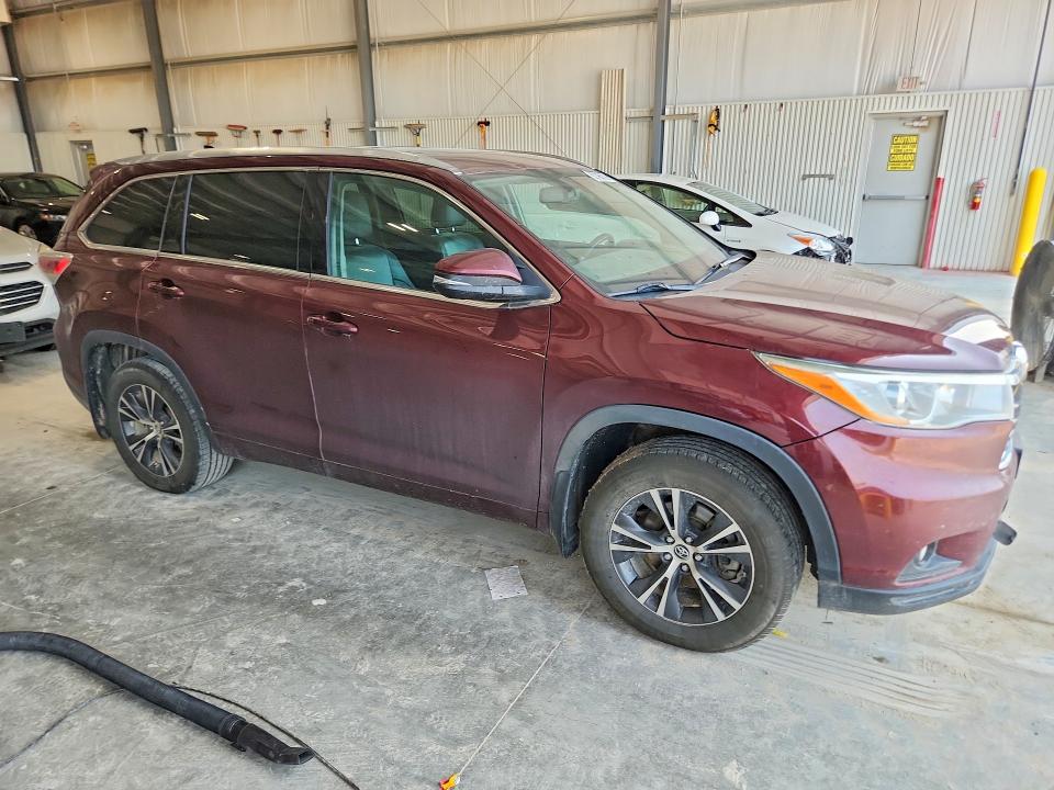 2016 Toyota Highlander მანქანა იყიდება აუქციონზე, vin: 5TDJKRFH6GS275122, აუქციონის ნომერი: 62796176
