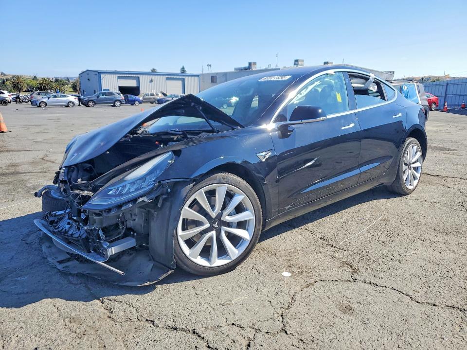 Продаж на аукціоні авто 2018 Tesla Model 3, vin: 5YJ3E1EA2JF075856, номер лоту: 64821436