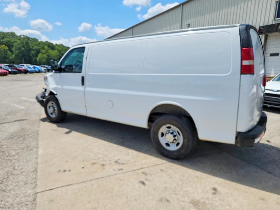 2013 Chevrolet Express G2500 მანქანა იყიდება აუქციონზე, vin: 1GCWGFCA0D1166838, აუქციონის ნომერი: 61781586