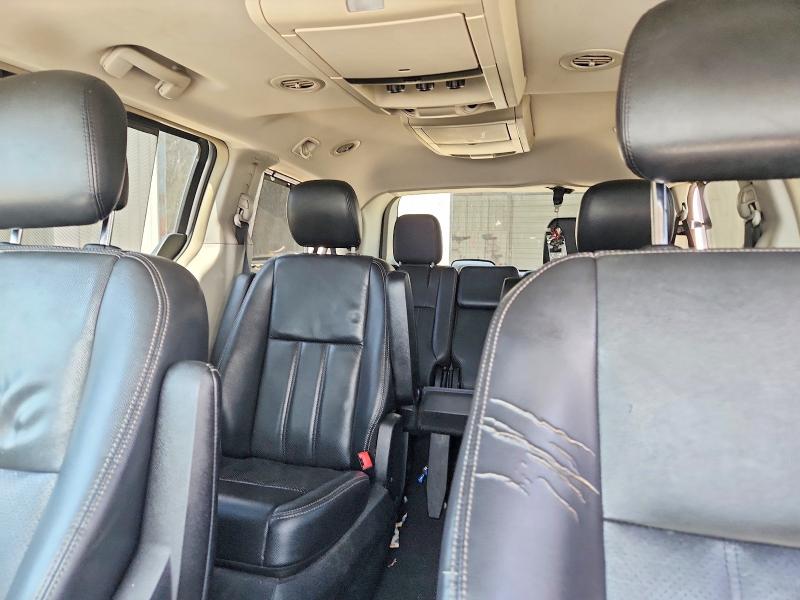 65044886 :رقم المزاد ، 2C4RC1CG3CR170828 vin ، 2012 Chrysler Town & Country مزاد بيع