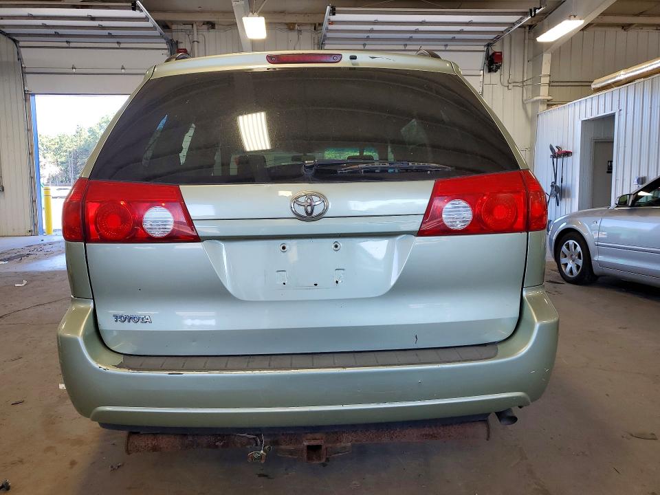 Продажа на аукционе авто 2007 Toyota Sienna, vin: 5TDZK23C37S063815, номер лота: 65357146