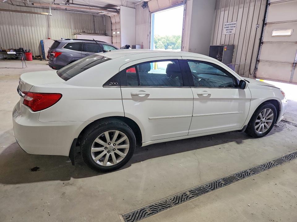 2012 Chrysler 200 მანქანა იყიდება აუქციონზე, vin: 1C3CCBBG0CN109239, აუქციონის ნომერი: 65517546