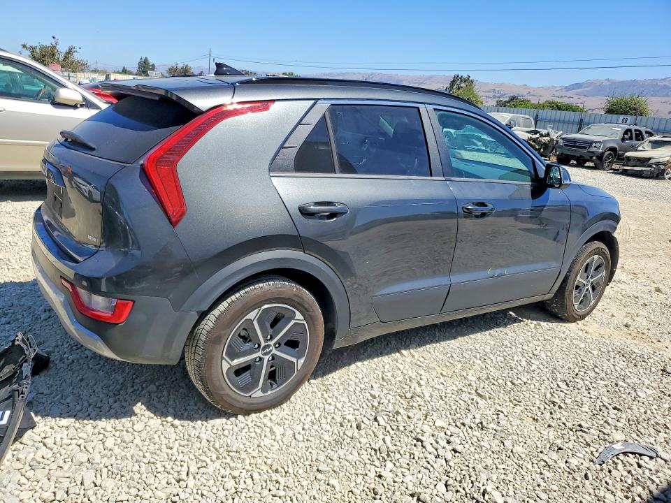 64137196 :رقم المزاد ، KNDCR3LE6R5131641 vin ، 2024 Kia Niro مزاد بيع