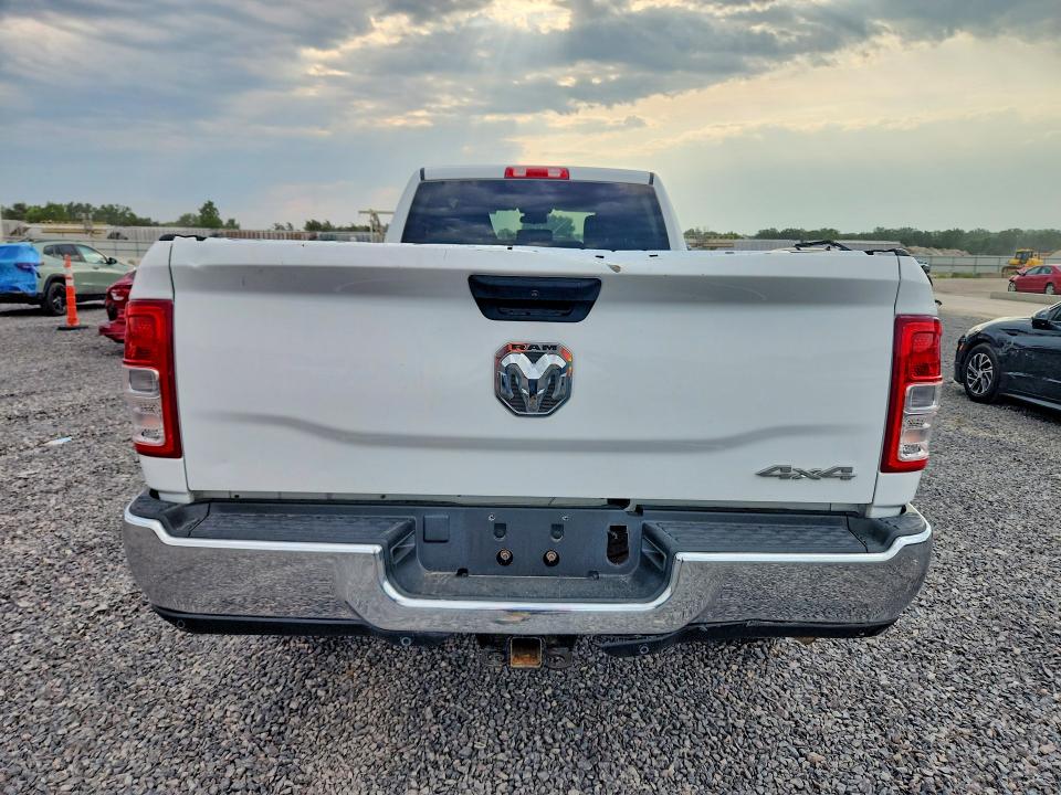 Продажа на аукционе авто 2022 Ram 2500, vin: 3C6UR5HJ3NG130821, номер лота: 64329556