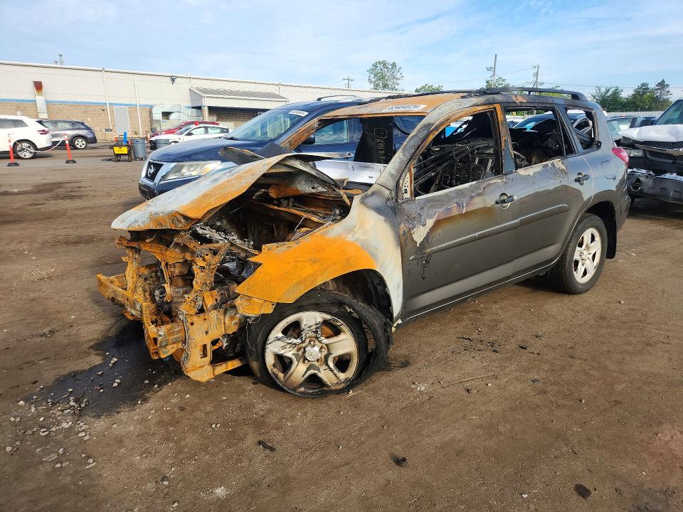 2010 Toyota Rav4 მანქანა იყიდება აუქციონზე, vin: 2T3BF4DV9AW067925, აუქციონის ნომერი: 63484026