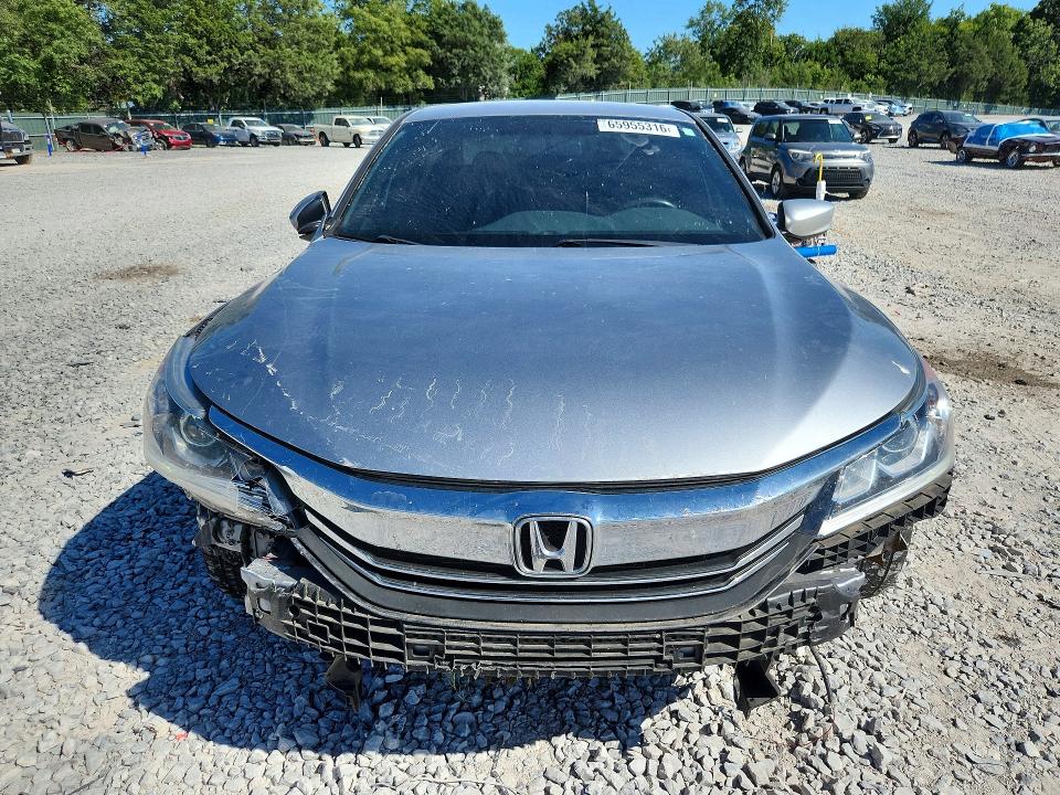 Продажа на аукционе авто 2017 Honda Accord, vin: 1HGCR2F57HA211012, номер лота: 65955316