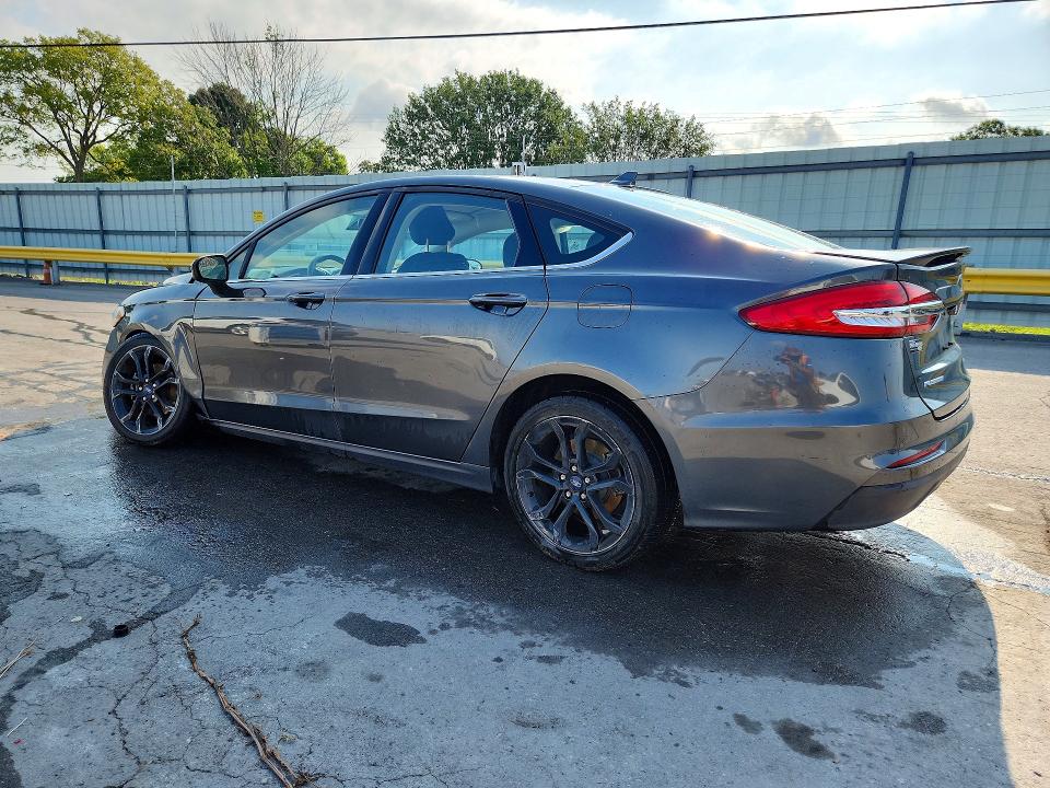 2020 Ford Fusion მანქანა იყიდება აუქციონზე, vin: 3FA6P0HD7LR229430, აუქციონის ნომერი: 64210216