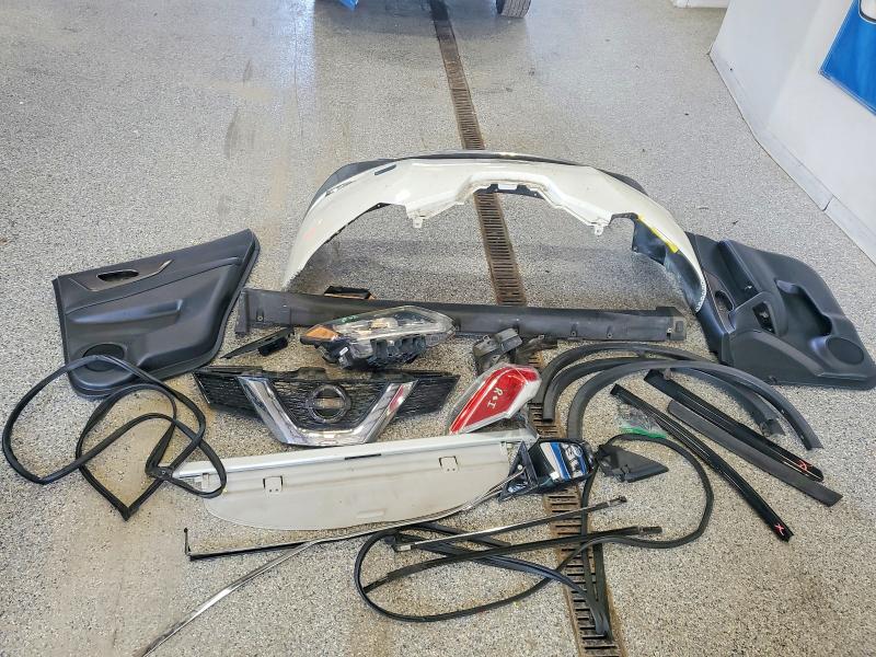 64309076 :رقم المزاد ، KNMAT2MT1GP682335 vin ، 2016 Nissan Rogue مزاد بيع