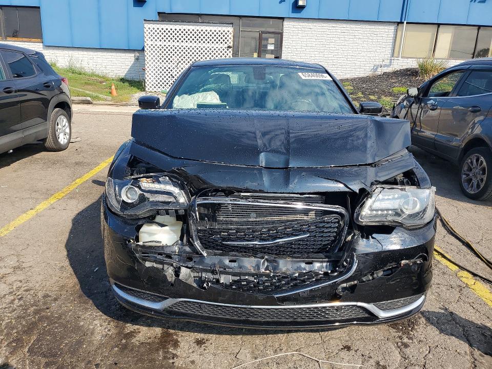 2016 Chrysler 300 მანქანა იყიდება აუქციონზე, vin: 2C3CCAGG9GH349407, აუქციონის ნომერი: 65840096