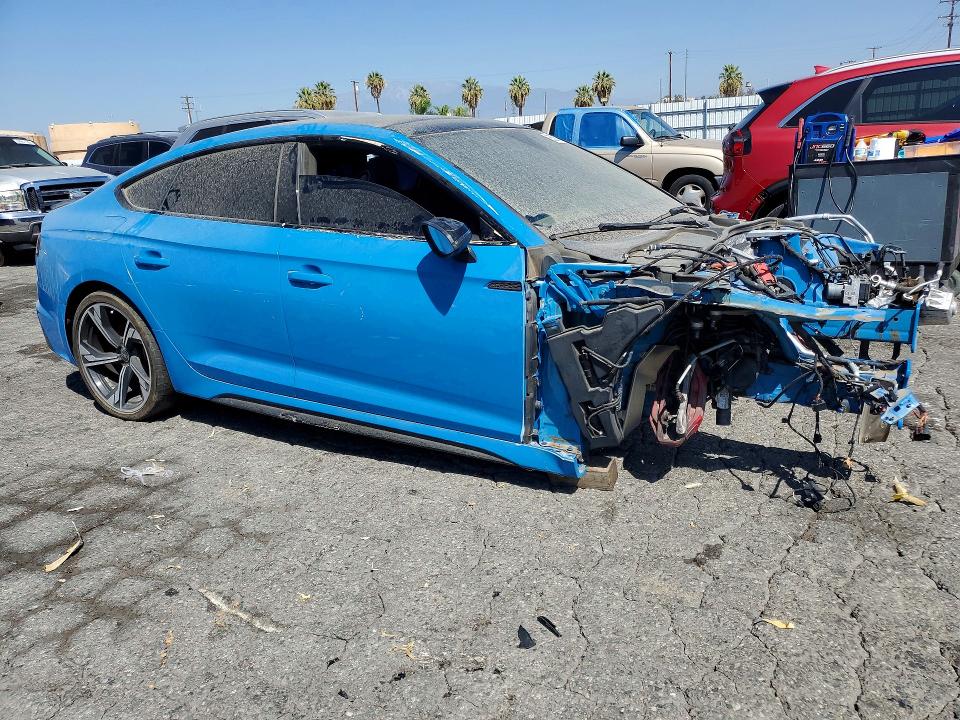 65214736 :رقم المزاد ، WUAAWDF54NA902202 vin ، 2022 Audi Rs5 مزاد بيع