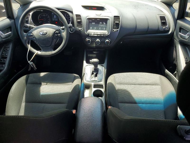 64078056 :رقم المزاد ، KNAFK5A81H5686843 vin ، 2017 Kia Forte5 مزاد بيع