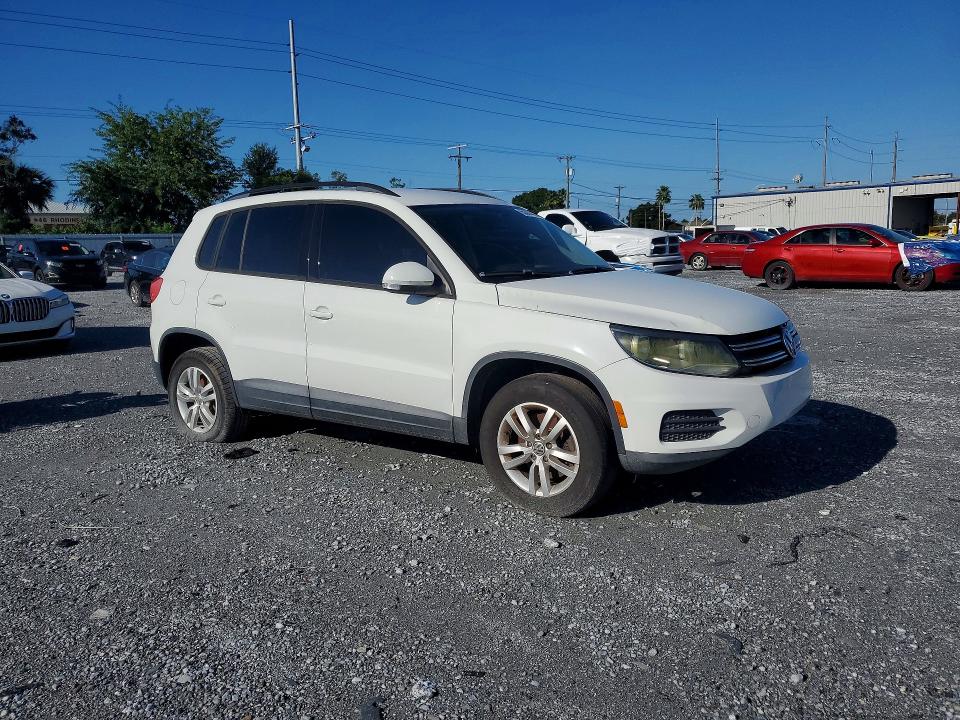 Продаж на аукціоні авто 2017 Volkswagen Tiguan, vin: WVGAV7AX5HW512349, номер лоту: 65301426