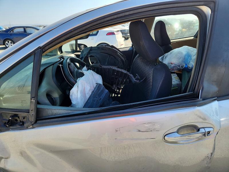 Продаж на аукціоні авто 2015 Toyota Yaris, vin: VNKKTUD34FA032195, номер лоту: 63623986