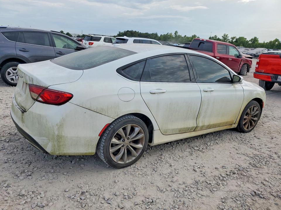 64079526 :رقم المزاد ، 1C3CCCBGXFN582690 vin ، 2015 Chrysler 200 مزاد بيع