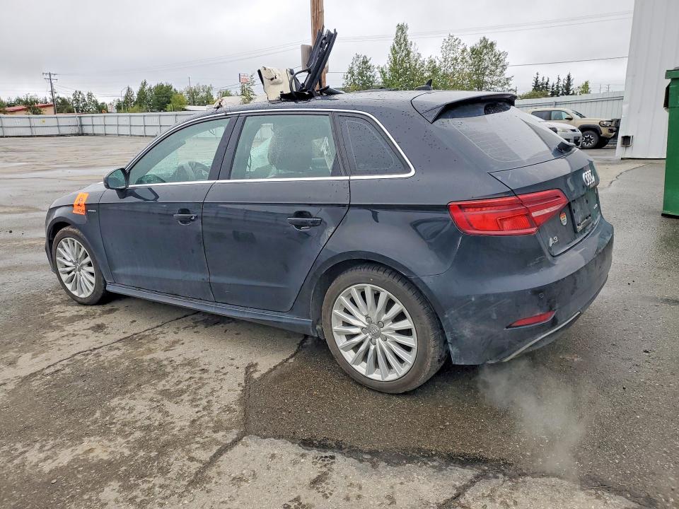 2017 Audi A3 მანქანა იყიდება აუქციონზე, vin: WAUTPBFFXHA044073, აუქციონის ნომერი: 67083056