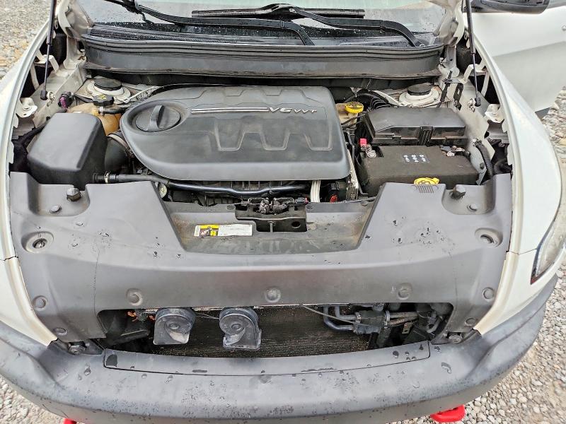 64606236 :رقم المزاد ، 1C4PJMBS6FW667436 vin ، 2015 Jeep Cherokee مزاد بيع