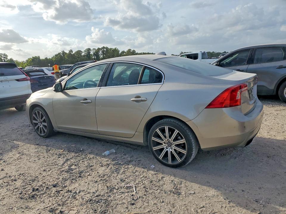 Продаж на аукціоні авто 2015 Volvo S60, vin: YV149MFM2F1346704, номер лоту: 65155666