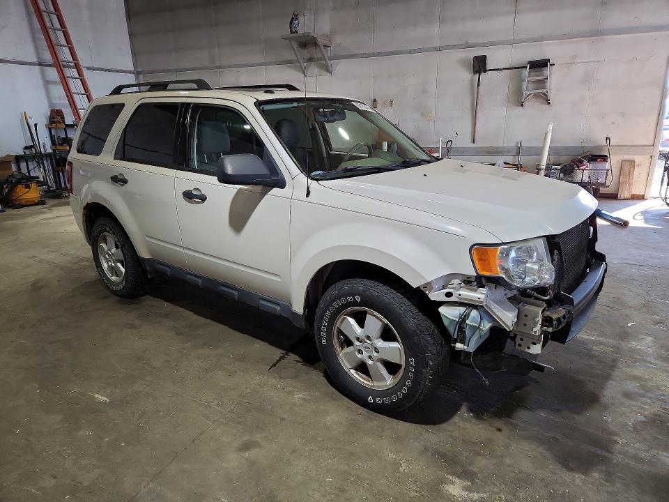 2009 Ford Escape მანქანა იყიდება აუქციონზე, vin: 1FMCU93709KA20583, აუქციონის ნომერი: 66130486