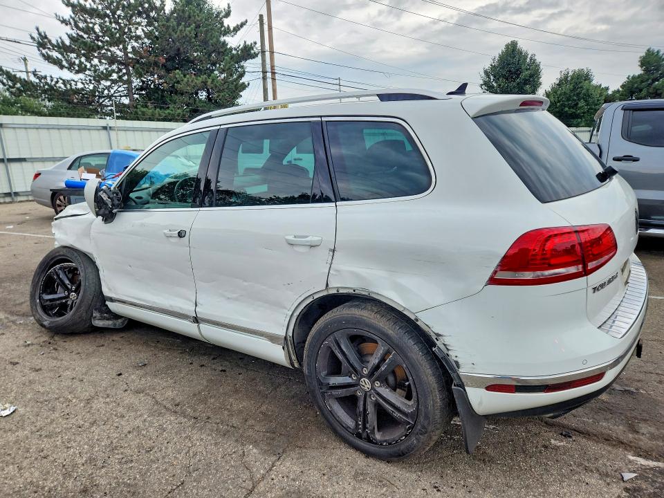 Продаж на аукціоні авто 2017 Volkswagen Touareg, vin: WVGRF7BP3HD005668, номер лоту: 65453356