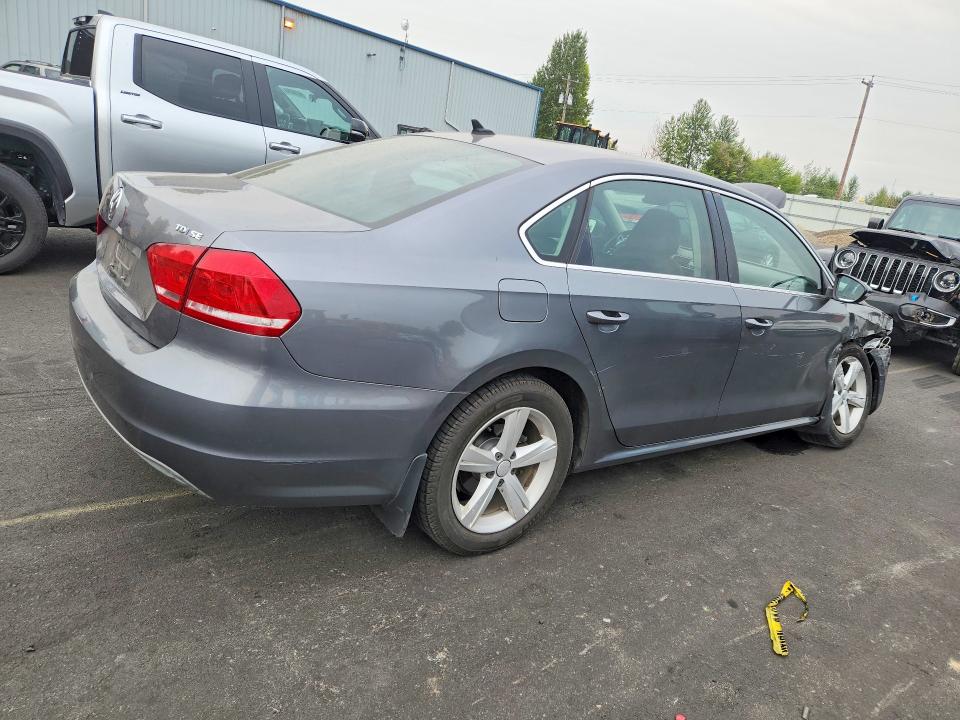 65980266 :رقم المزاد ، 1VWBN7A3XCC010420 vin ، 2012 Volkswagen Passat مزاد بيع