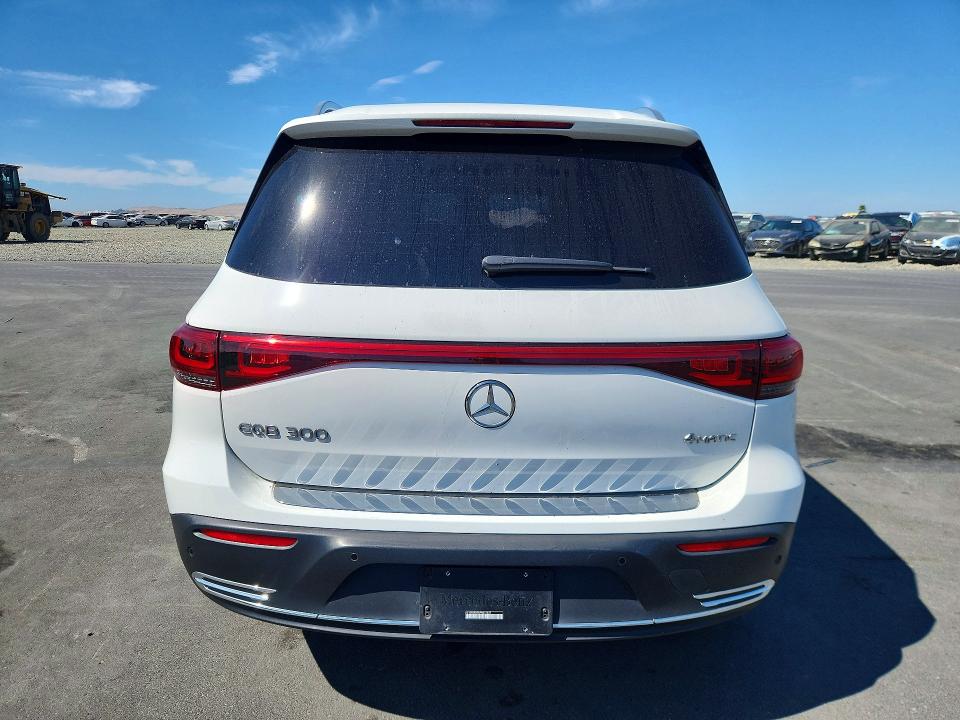 64067736 :رقم المزاد ، W1N9M0KB6PN012637 vin ، 2023 Mercedes-benz Eqb مزاد بيع