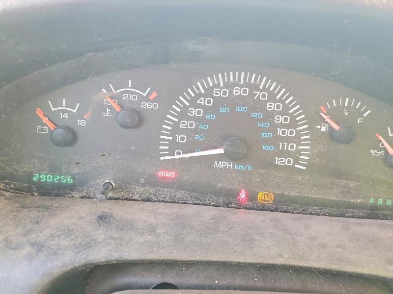 63410486 :رقم المزاد ، 2B6KB31Z52K117127 vin ، 2002 Dodge Ram Van مزاد بيع