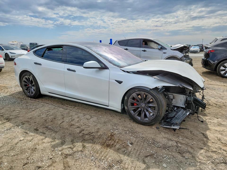 2020 Tesla Model S მანქანა იყიდება აუქციონზე, vin: 5YJSA1E45LF364685, აუქციონის ნომერი: 64269446