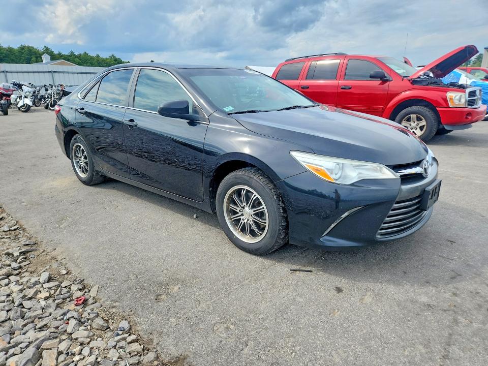 2017 Toyota Camry მანქანა იყიდება აუქციონზე, vin: 4T1BF1FK1HU272353, აუქციონის ნომერი: 66692026