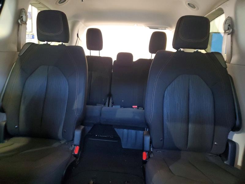 64362376 :رقم المزاد ، 2C4RC1DG7HR513386 vin ، 2017 Chrysler Pacifica مزاد بيع