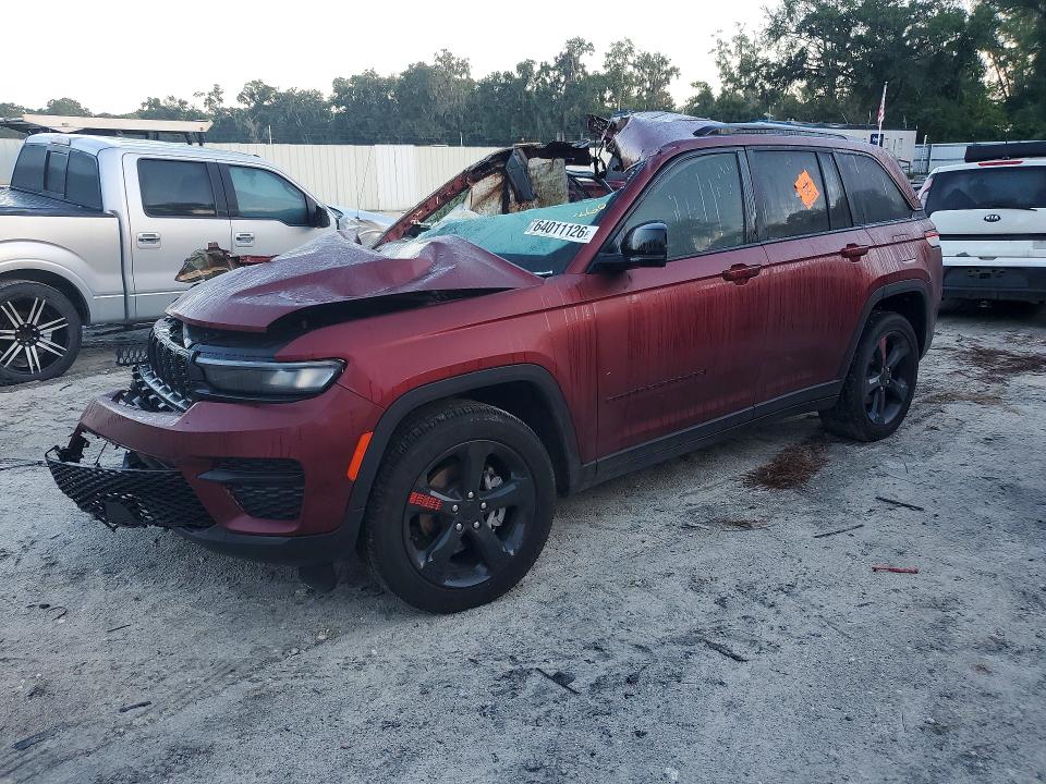 Продажа на аукционе авто 2023 Jeep Grand Cherokee, vin: 1C4RJGAG3PC557311, номер лота: 64011126